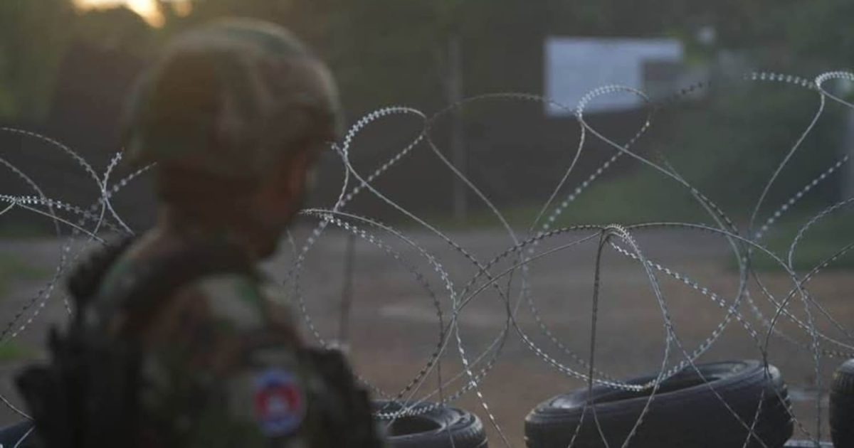 Wachposten an der kambodschanisch-thailändischen Grenze